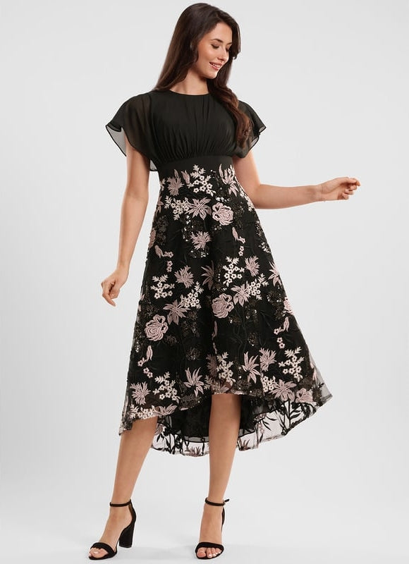 Robe Trapèze Élégance Florale