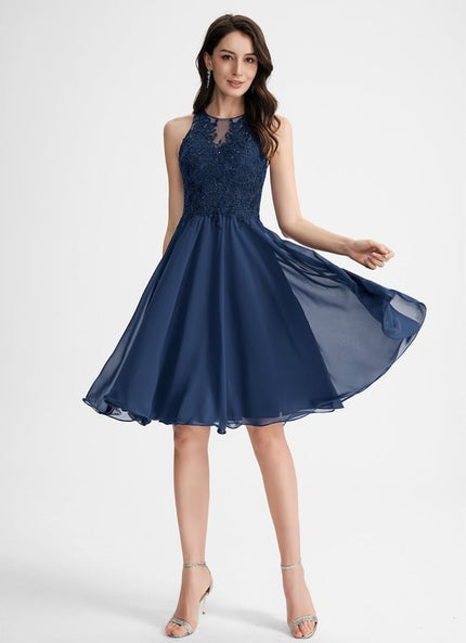 Robe Trapèze Bleue Dentelle Perles Cocktail