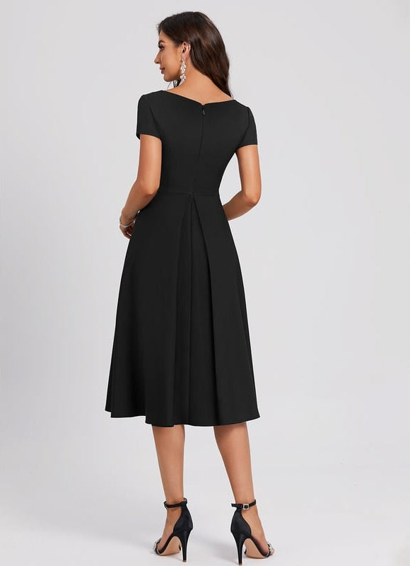 Robe Trapèze Noir Sophistiqué - gallery 5