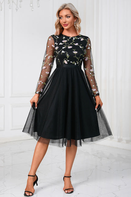 Robe Trapèze Éclat De Fleurs - gallery 9