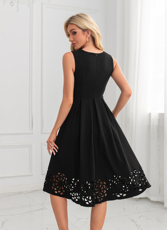 Robe Trapèze Noir Décorative - gallery 4