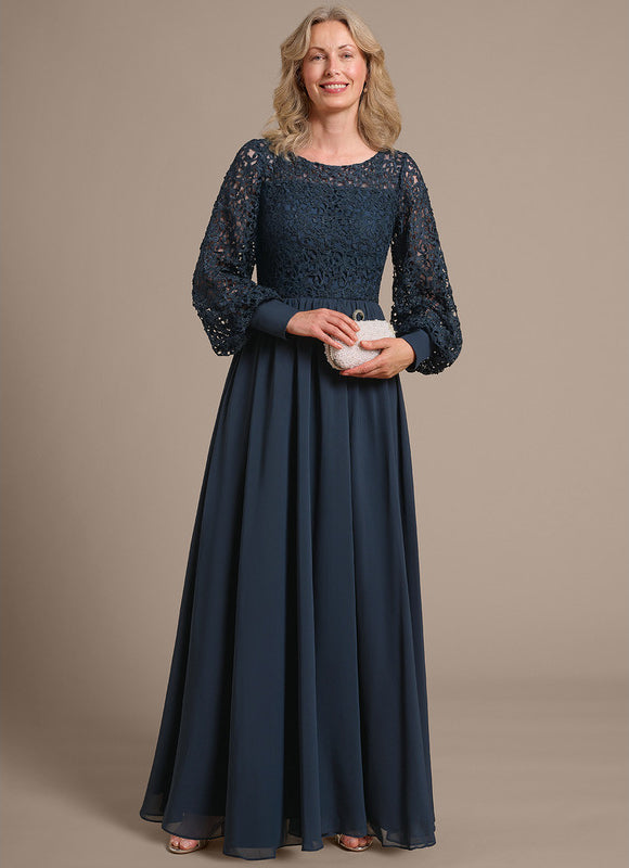 Robe Trapèze Élégante Noir Opalescent