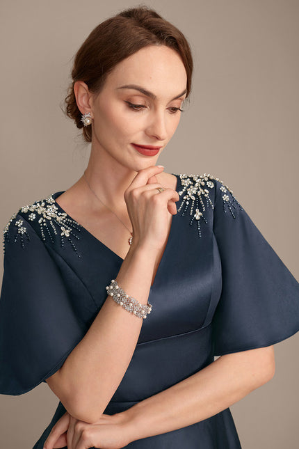 Robe Trapèze Nocturne Satinée - gallery 1