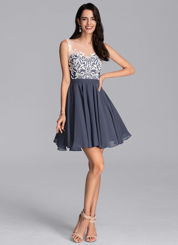 Robe Trapèze Courte Festive - gallery 2