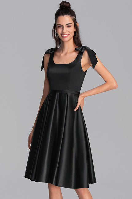 Robe Trapèze Noire Classique - gallery 2