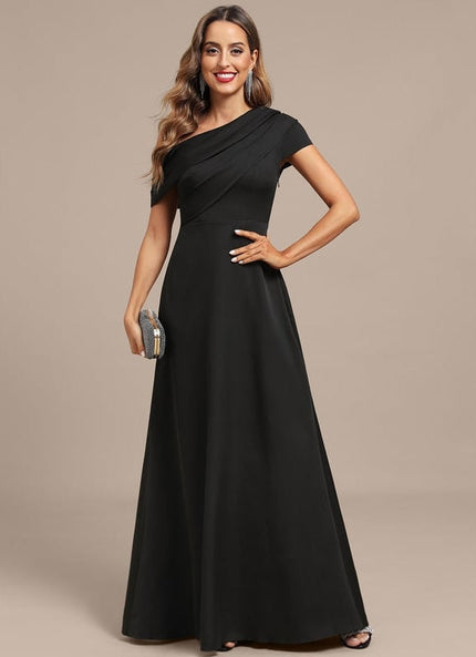 Robe Trapèze Noire Élégante