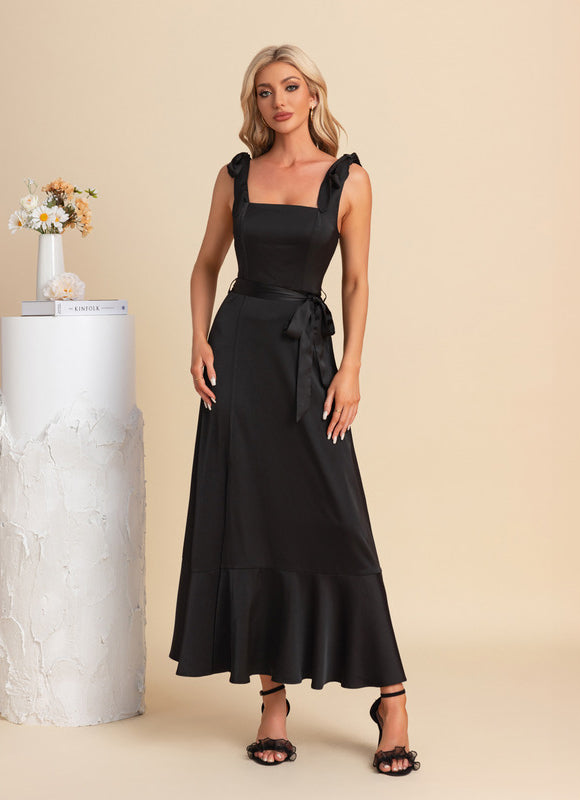 Robe Trapèze Noir Élégance Satinée - gallery 1