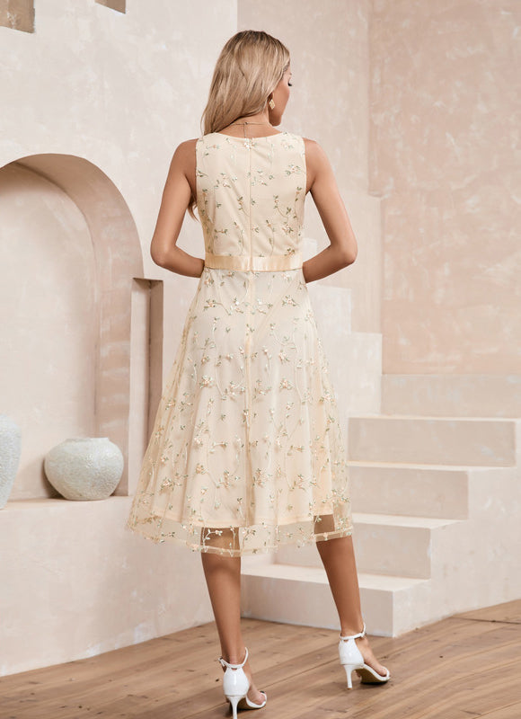 Robe Trapèze Florale Chic - gallery 1
