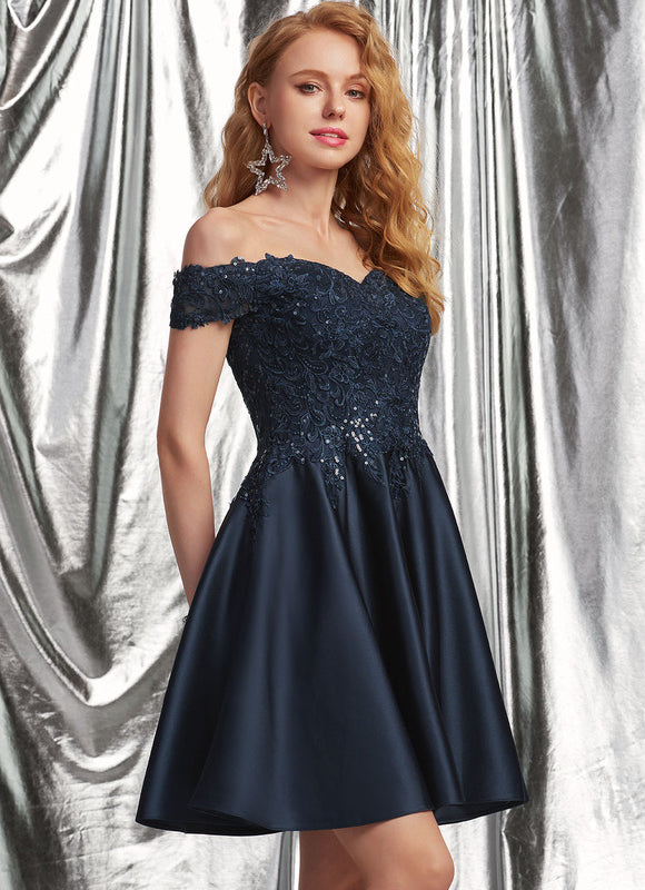 Robe Trapèze Satinée Ébène