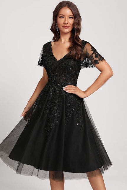 Robe Trapèze Élégance Mystérieuse - gallery 1
