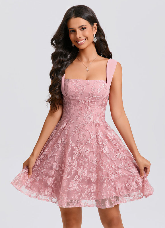 Robe Trapèze Rose Étoilée