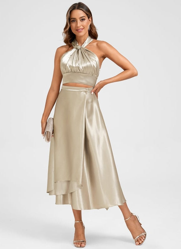 Robe Trapèze Satin Doré Élégant - gallery 1
