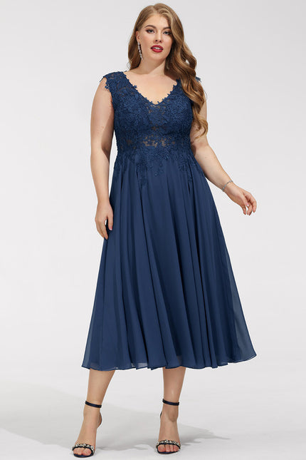 Robe Trapèze Noire Et Blanche Dentelle - gallery 8
