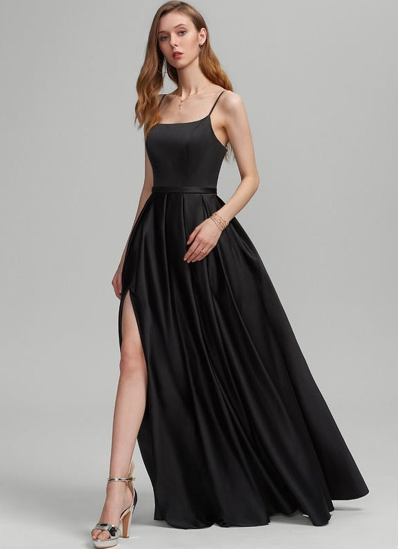 Robe Trapèze Noir Satiné Élégance - gallery 3