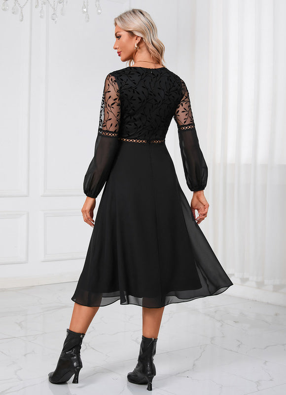 Robe Trapèze Noir Chic Aérien - gallery 1