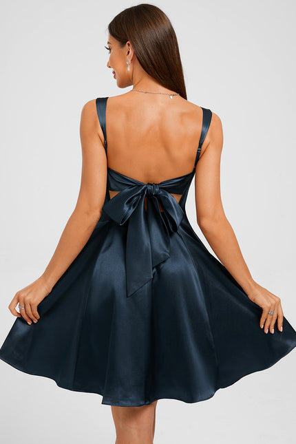 Robe Trapèze Courte Satin Chic - gallery 1