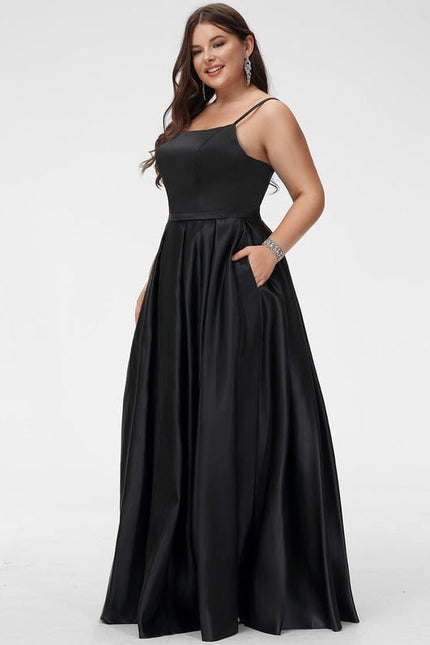 Robe Trapèze Noir Satiné Élégance - gallery 7
