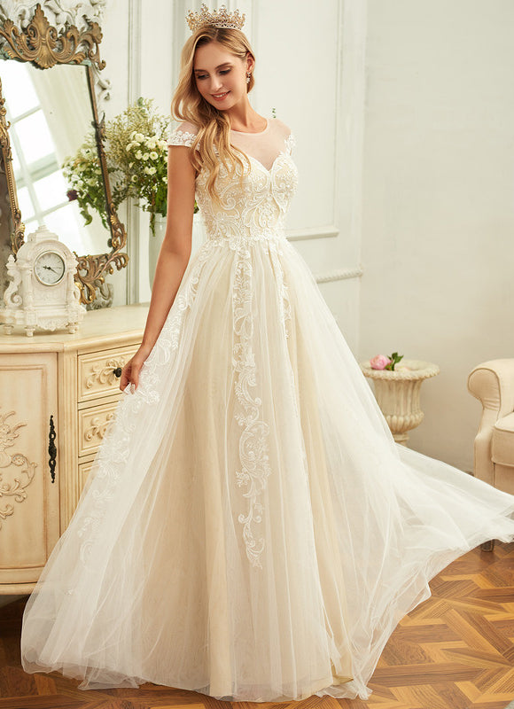 Robe Trapèze Ivoire Dentelle Volants Bal De Mariée