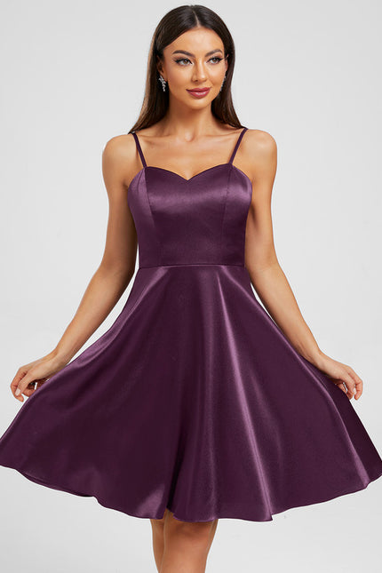 Robe Trapèze Violet Satiné Élégant